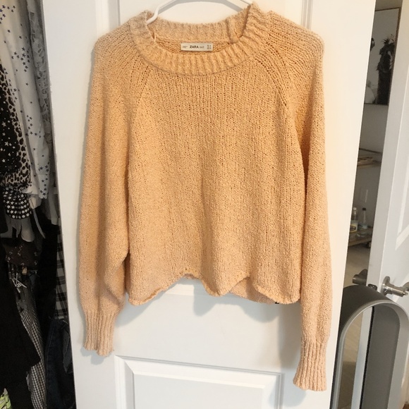 zara scalloped cropped sweater